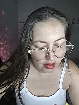 Snapshot of dani123unica chatting on November 28, 2025, 10:45 pm dani123unica online show from November 28, 2025, 10:45 pm