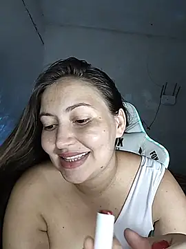 Snapshot of dani123unica chatting on December 4, 2025, 10:24 am dani123unica online show from December 4, 2025, 10:24 am