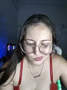 Snapshot of dani123unica chatting on May 22, 2026, 11:10 pm dani123unica online show from May 22, 2026, 11:10 pm