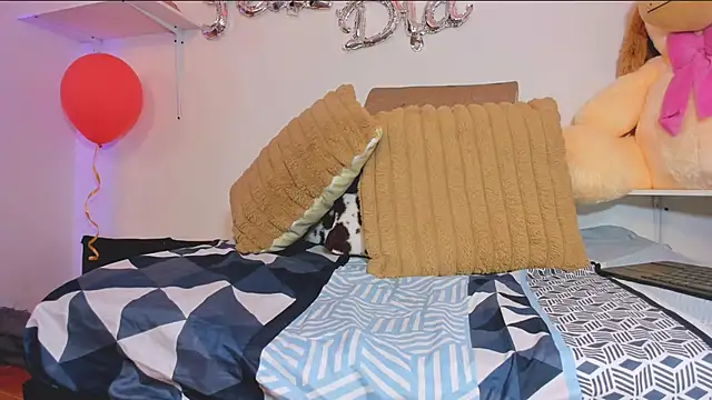 thin princess online show from February 18, 2025, 7:19 pm