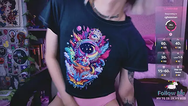 NaniMoore online show from April 3, 2026, 9:13 pm