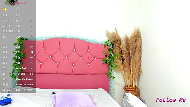 arisha hot online show from October 22, 2025, 11:32 am