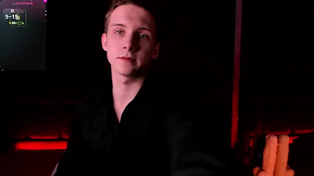 Snapshot of MarkGWalker chatting on December 5, 2024, 10:33 am MarkGWalker online show from December 5, 2024, 10:33 am