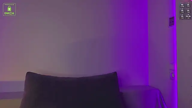 Snapshot of MarkGWalker chatting on March 21, 2025, 10:28 am MarkGWalker online show from March 21, 2025, 10:28 am