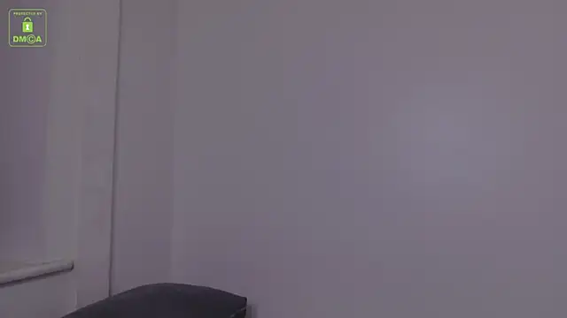 Snapshot of MarkGWalker chatting on December 4, 2025, 3:32 pm MarkGWalker online show from December 4, 2025, 3:32 pm