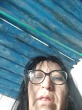 clarita 01 online show from December 15, 2025, 1:04 pm