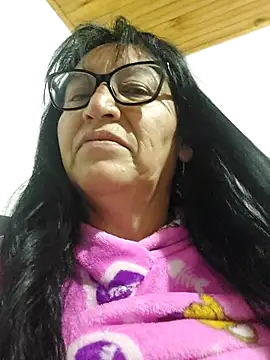 clarita 01 online show from May 12, 2026, 12:41 am