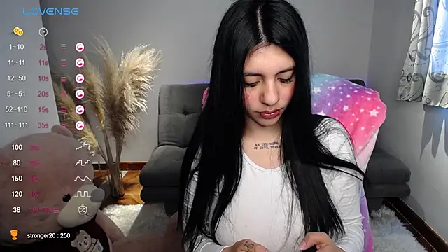 Snapshot of Alin_Aly chatting on July 10, 2026, 3:58 pm Alin Aly online show from July 10, 2026, 3:58 pm