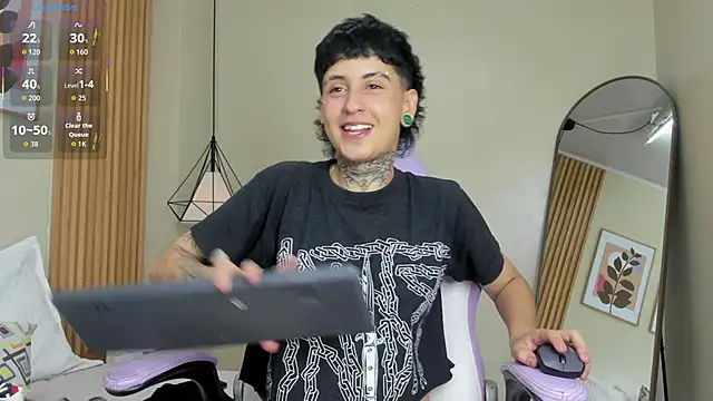 Snapshot of Ethan_lennox chatting on February 26, 2026, 9:47 pm Ethan lennox online show from February 26, 2026, 9:47 pm