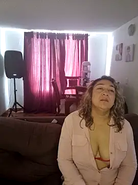 kitty 84 online show from November 2, 2025, 3:58 pm