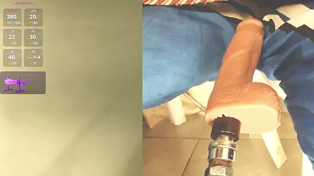 aleja20 - online show from March 2, 2026, 4:36 am