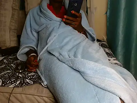 Snapshot of lavishh_linds chatting on November 2, 2025, 6:38 am lavishh linds online show from November 2, 2025, 6:38 am