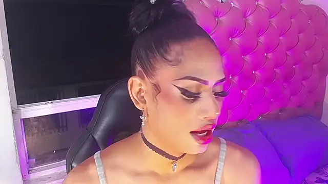 Snapshot of Aslhy_Goddessx chatting on October 18, 2025, 3:20 am Aslhy Goddessx online show from October 18, 2025, 3:20 am