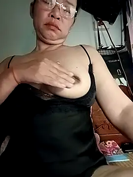 Sexy-asslove90 online show from September 15, 2025, 1:55 pm