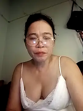 Sexy-asslove90 online show from September 19, 2025, 6:08 pm