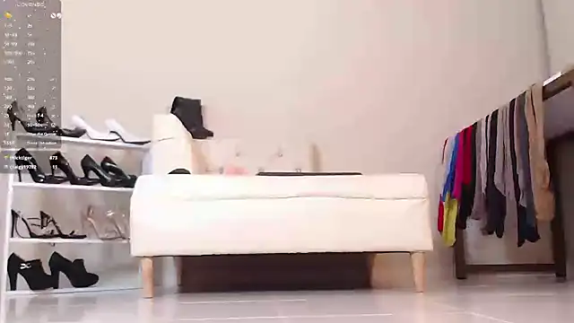 Sara Gomez online show from March 12, 2025, 7:57 am