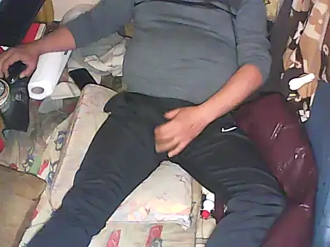 Snapshot of emregalipmetin chatting on November 25, 2025, 8:25 am emregalipmetin online show from November 25, 2025, 8:25 am