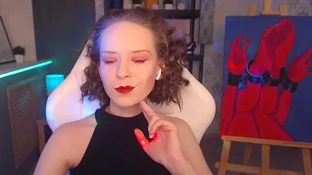 FascinatingEyess online show from February 4, 2025, 5:10 am