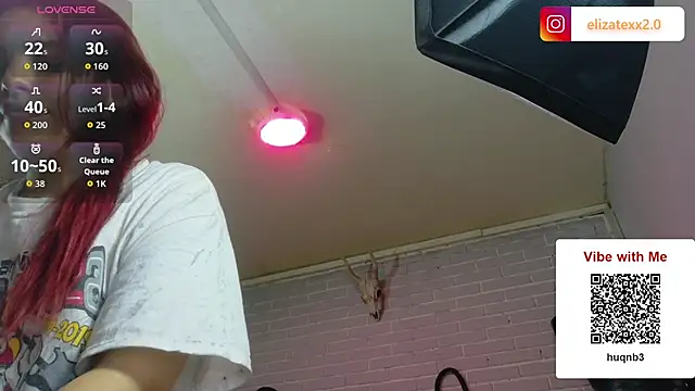 Snapshot of elizatexx chatting on February 7, 2026, 1:04 pm elizatexx online show from February 7, 2026, 1:04 pm