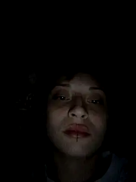 tyffani420 online show from October 10, 2025, 9:41 am