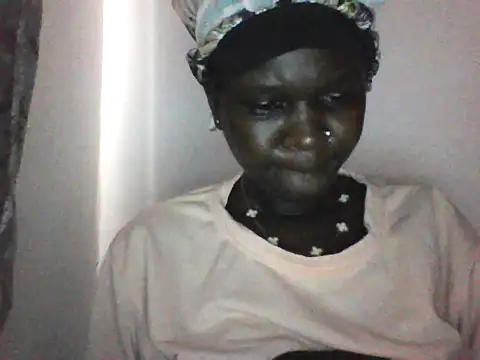 Snapshot of Princess_Tamara chatting on October 25, 2025, 2:46 pm Princess Tamara online show from October 25, 2025, 2:46 pm