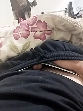 Snapshot of pedram95 chatting on November 9, 2025, 12:42 am pedram95 online show from November 9, 2025, 12:42 am