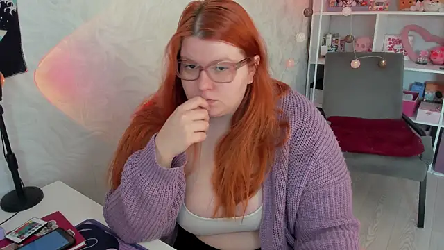 Snapshot of Melissa_Purr chatting on March 1, 2026, 1:13 pm Melissa Purr online show from March 1, 2026, 1:13 pm