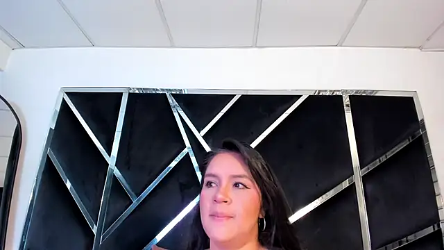 Snapshot of Ivanna18_x chatting on October 26, 2025, 3:56 am Ivanna18 x online show from October 26, 2025, 3:56 am