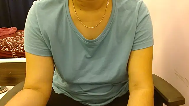 priya  81 online show from January 8, 2025, 6:31 pm