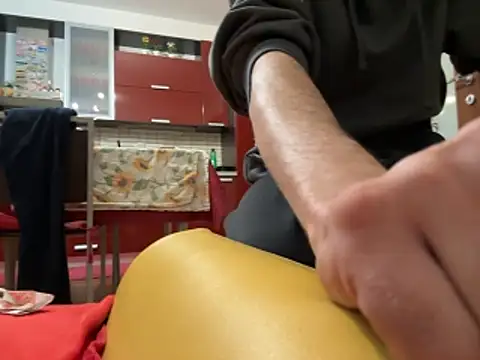 DragonPink online show from November 16, 2025, 2:22 pm