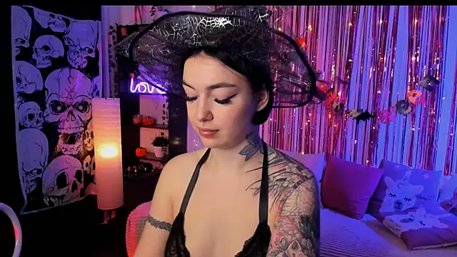 Magic Allie online show from October 25, 2025, 7:52 pm