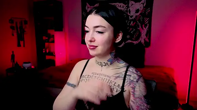 Magic Allie online show from April 14, 2026, 6:58 pm