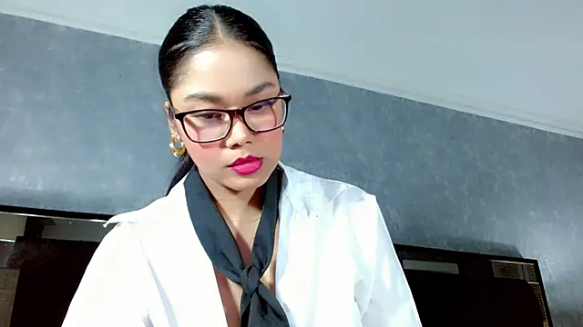 JasmineMoore online show from September 30, 2025, 9:53 pm