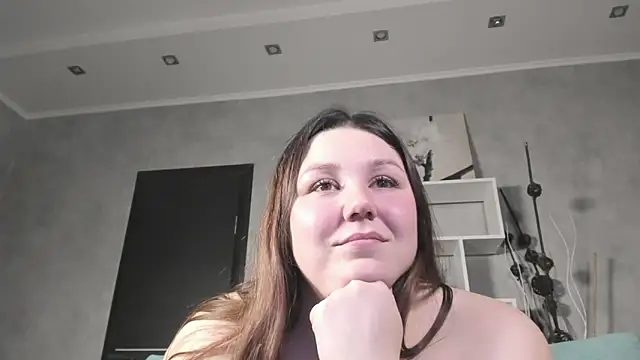 Snapshot of Ruth_Oliver chatting on December 8, 2024, 11:35 am Ruth Oliver online show from December 8, 2024, 11:35 am
