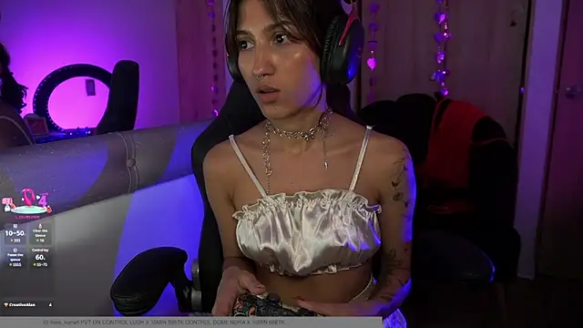 MissKorah online show from February 28, 2025, 3:37 am