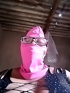 Snapshot of naughtygrannyXXX chatting on December 14, 2024, 5:51 am naughtygrannyXXX online show from December 14, 2024, 5:51 am