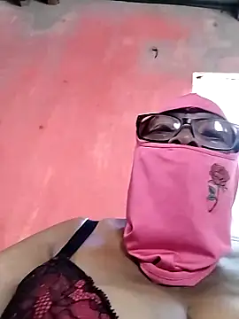 Snapshot of naughtygrannyXXX chatting on February 14, 2025, 6:45 am naughtygrannyXXX online show from February 14, 2025, 6:45 am