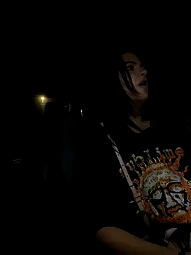 SafeinouterSpace online show from November 30, 2025, 2:04 am