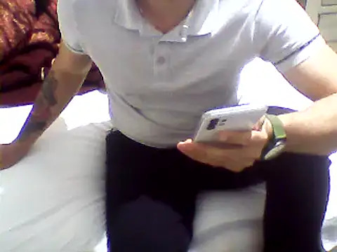 Snapshot of Terry_Bogardd chatting on March 12, 2025, 3:35 am Terry Bogardd online show from March 12, 2025, 3:35 am