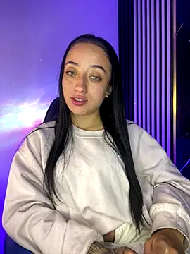 Snapshot of Ady_18 chatting on November 12, 2025, 8:52 pm Ady 18 online show from November 12, 2025, 8:52 pm