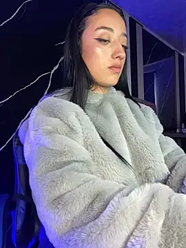 Snapshot of Ady_18 chatting on December 2, 2025, 7:20 pm Ady 18 online show from December 2, 2025, 7:20 pm