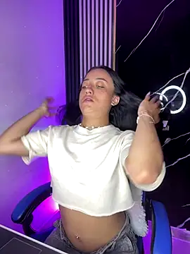 Ady 18 online show from December 18, 2025, 8:26 pm