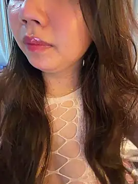 Hotellinh12 online show from May 14, 2026, 10:33 am