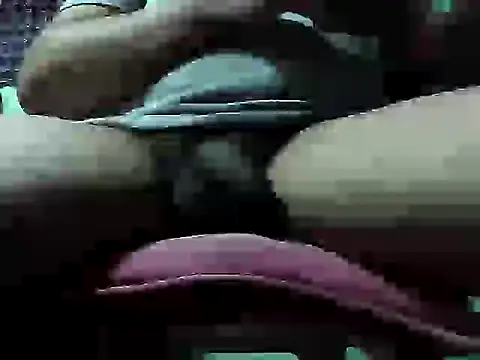 Snapshot of gxXxuesta chatting on February 16, 2026, 8:05 pm gxXxuesta online show from February 16, 2026, 8:05 pm