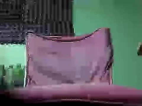 Snapshot of gxXxuesta chatting on March 11, 2026, 2:39 am gxXxuesta online show from March 11, 2026, 2:39 am