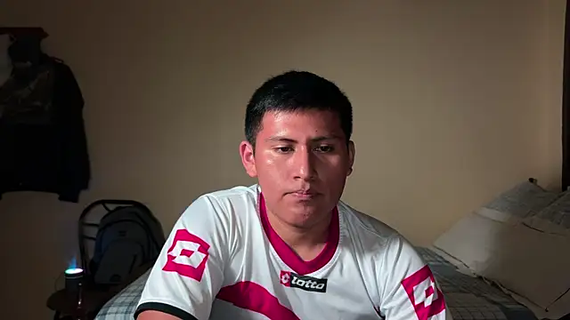 Snapshot of JoshuaTls08 chatting on January 15, 2025, 3:11 am JoshuaTls08 online show from January 15, 2025, 3:11 am