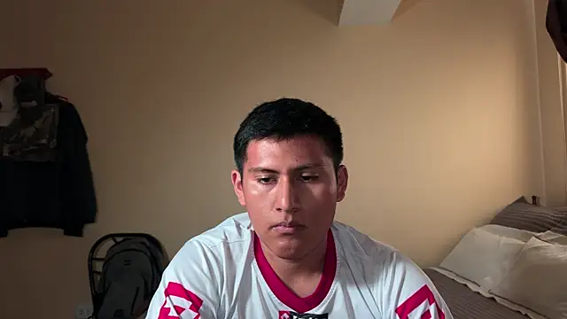 Snapshot of JoshuaTls08 chatting on January 15, 2025, 7:34 pm JoshuaTls08 online show from January 15, 2025, 7:34 pm