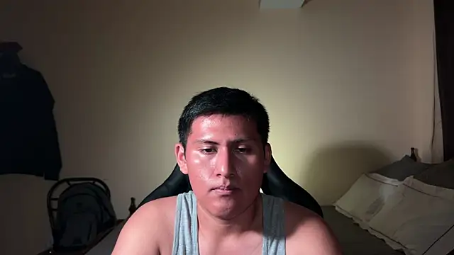 Snapshot of JoshuaTls08 chatting on January 23, 2025, 2:33 am JoshuaTls08 online show from January 23, 2025, 2:33 am