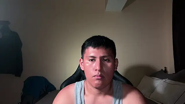 Snapshot of JoshuaTls08 chatting on February 7, 2025, 1:47 am JoshuaTls08 online show from February 7, 2025, 1:47 am