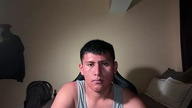 Snapshot of JoshuaTls08 chatting on February 8, 2025, 2:36 am JoshuaTls08 online show from February 8, 2025, 2:36 am